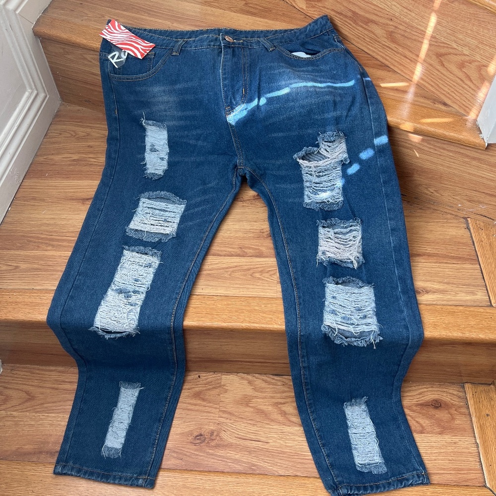 Men’s Romwe Distressed Jeans